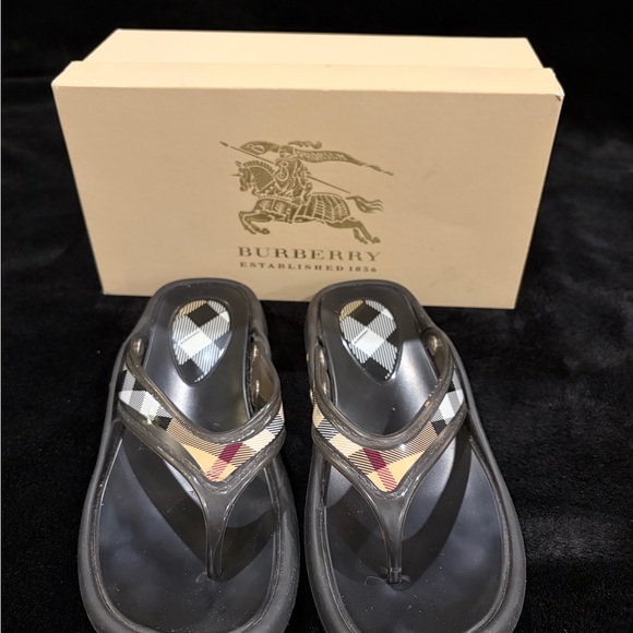 Burberry Black and Tan Woman’s Flip-Flops - Picture 2 of 3